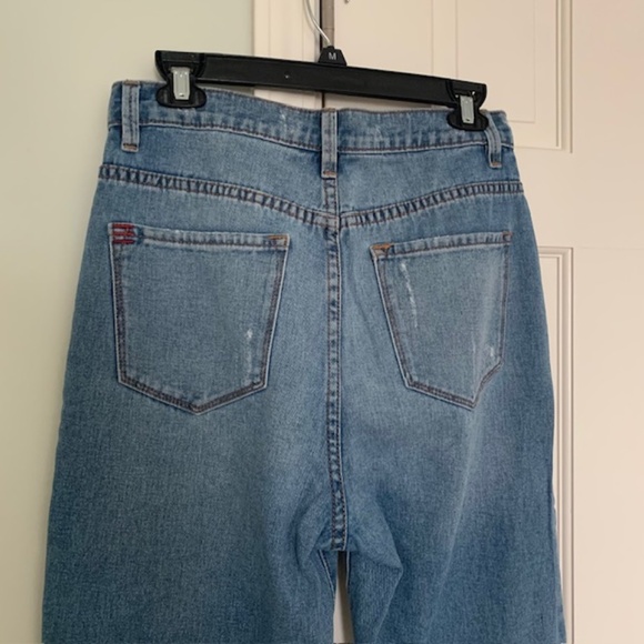 BDG Mom High Rise Jean - Urban Outfitters - Picture 4 of 12